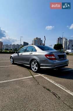 Седан Mercedes-Benz C-Class 2011 в 