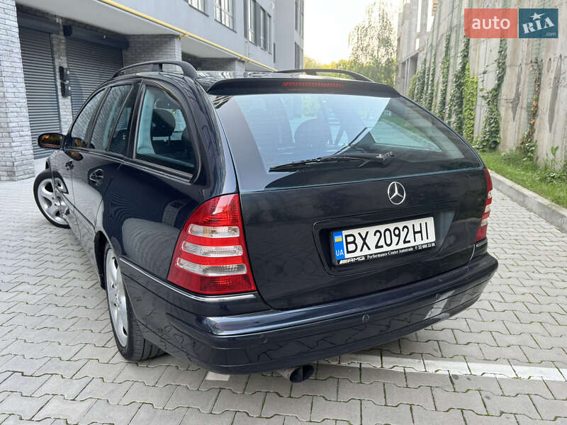 Універсал Mercedes-Benz C-Class 2004 в Хмельницькому