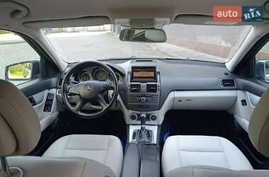 Универсал Mercedes-Benz C-Class 2010 в 