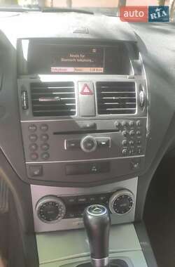 Универсал Mercedes-Benz C-Class 2010 в 