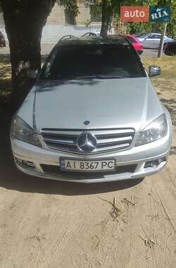 Универсал Mercedes-Benz C-Class 2010 в Киеве