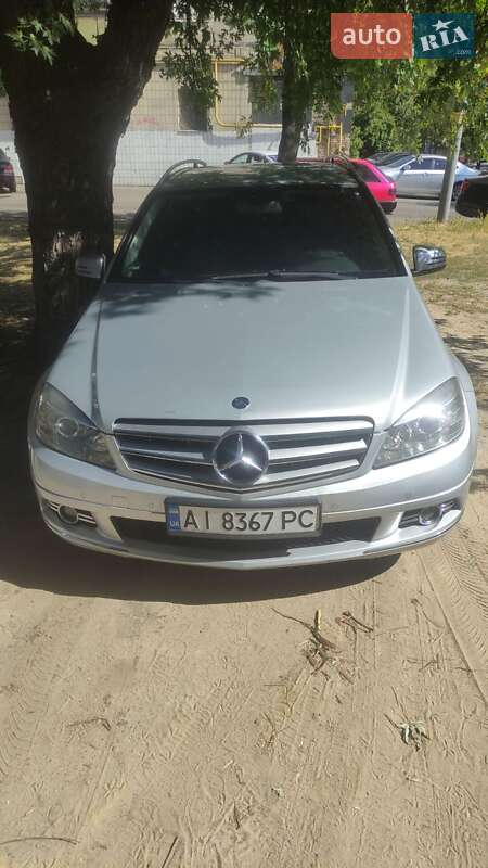 Mercedes-Benz C-Class 2010