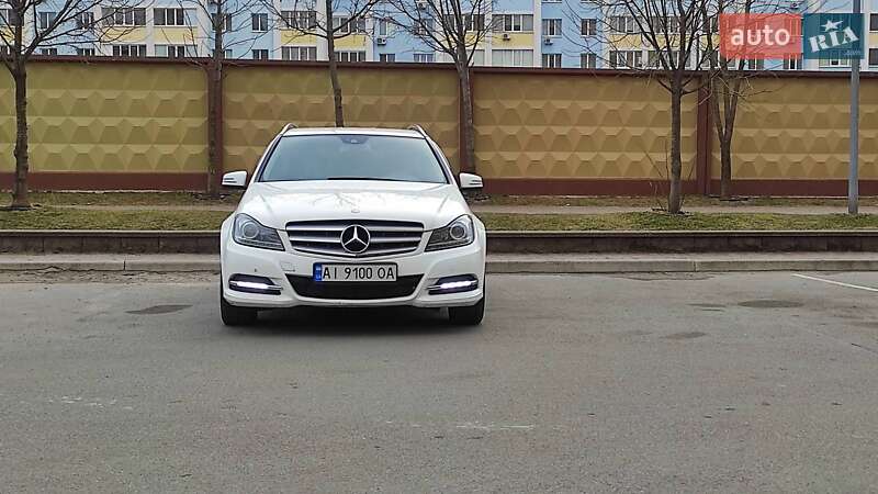 Універсал Mercedes-Benz C-Class 2013 в Софіївській Борщагівці