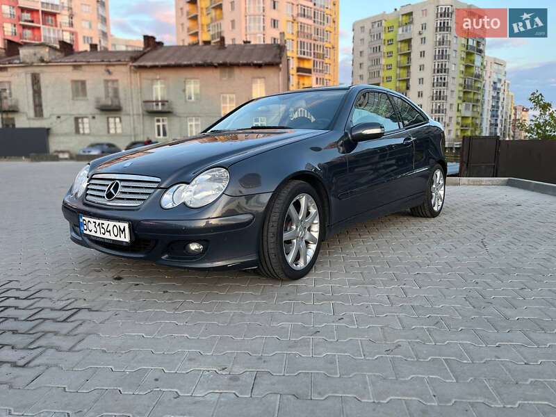 Купе Mercedes-Benz C-Class 2006 в Львове