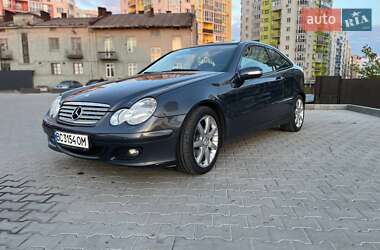 Купе Mercedes-Benz C-Class 2006 в 