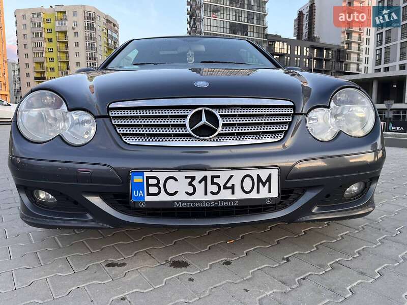 Купе Mercedes-Benz C-Class 2006 в Львове
