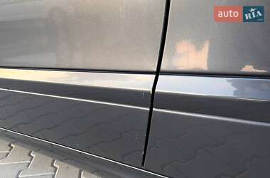 Купе Mercedes-Benz C-Class 2006 в 