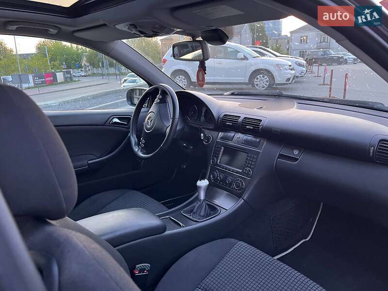 Купе Mercedes-Benz C-Class 2006 в Львове