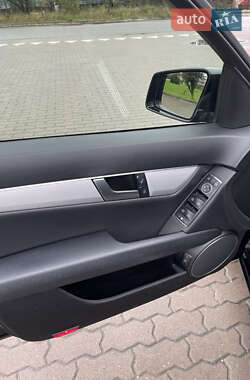 Седан Mercedes-Benz C-Class 2012 в 