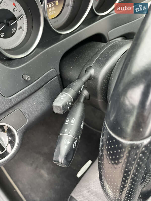 Седан Mercedes-Benz C-Class 2012 в Бродах фото 32 Седан Mercedes-Benz C-Class 2012 в Бродах