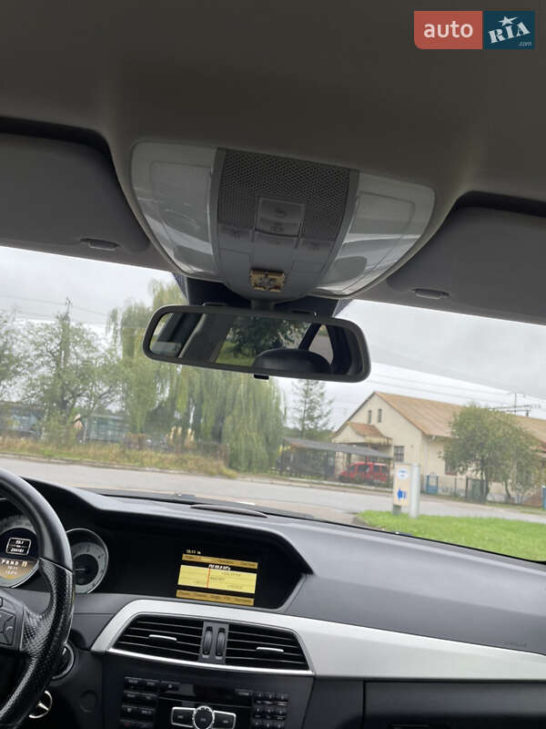 Седан Mercedes-Benz C-Class 2012 в Бродах фото 40 Седан Mercedes-Benz C-Class 2012 в Бродах