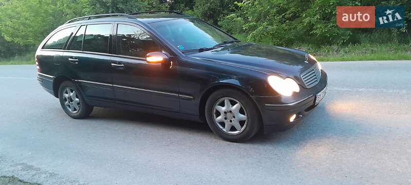 Универсал Mercedes-Benz C-Class 2002 в Дунаевцах
