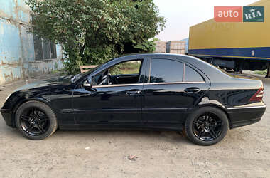 Седан Mercedes-Benz C-Class 2003 в 