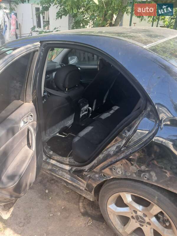 Седан Mercedes-Benz C-Class 2005 в Умані фото 5 Седан Mercedes-Benz C-Class 2005 в Умані