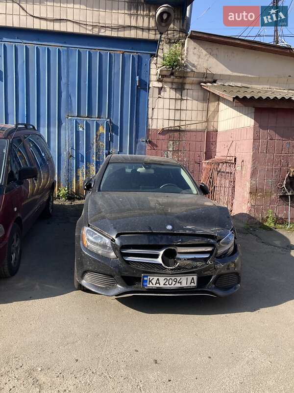 Седан Mercedes-Benz C-Class 2015 в 