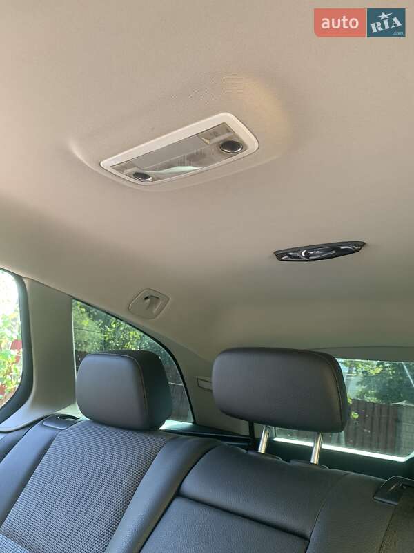 Универсал Mercedes-Benz C-Class 2010 в Львове фото 12 Универсал Mercedes-Benz C-Class 2010 в Львове