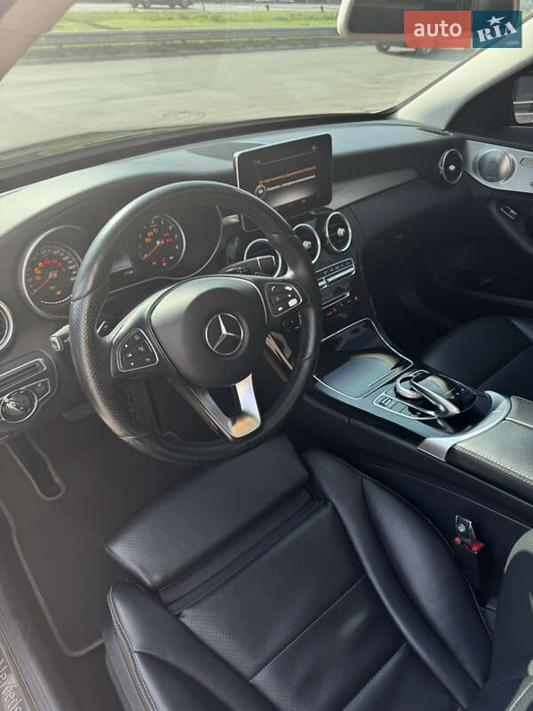 Седан Mercedes-Benz C-Class 2016 в Киеве