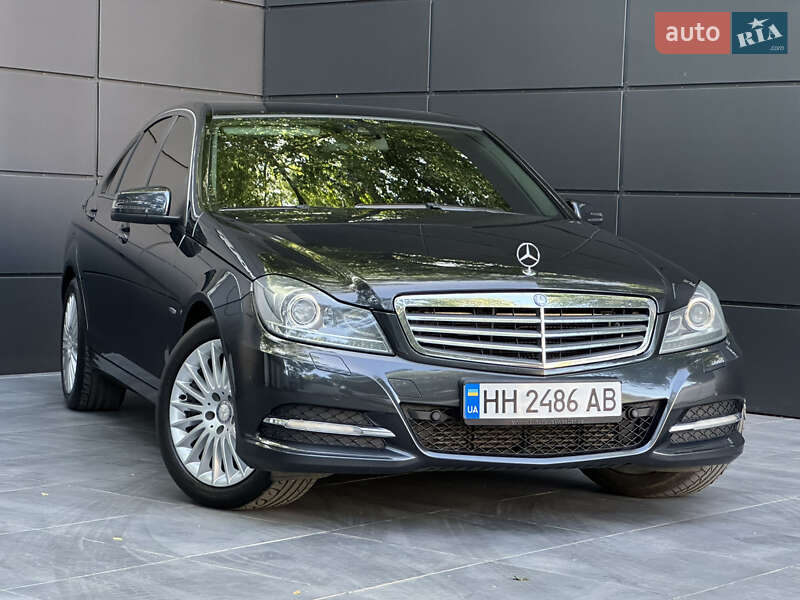 Mercedes-Benz C-Class 2012