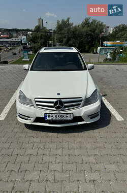 Седан Mercedes-Benz C-Class 2011 в Чернівцях