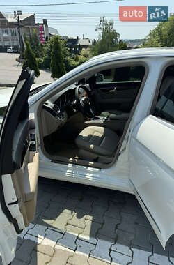 Седан Mercedes-Benz C-Class 2011 в 