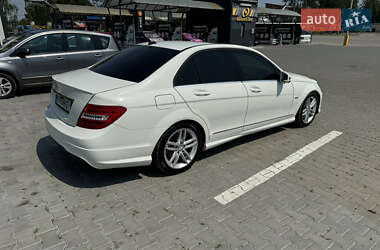 Седан Mercedes-Benz C-Class 2011 в 