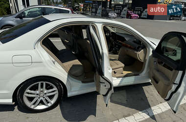 Седан Mercedes-Benz C-Class 2011 в 