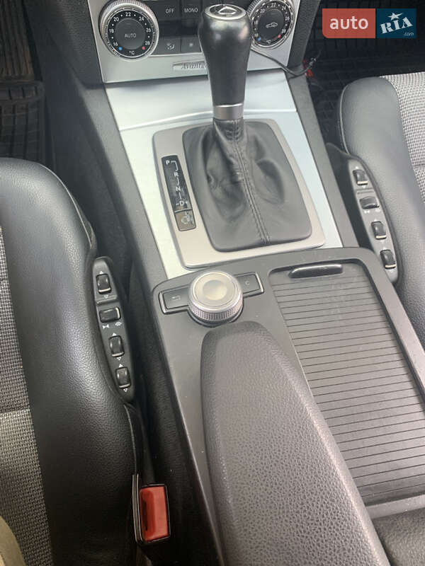 Универсал Mercedes-Benz C-Class 2010 в Львове фото 2 Универсал Mercedes-Benz C-Class 2010 в Львове