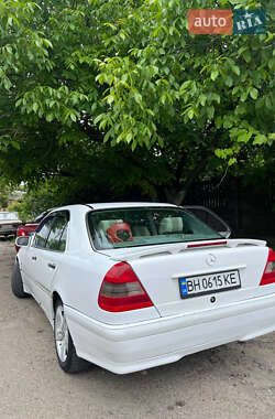 Седан Mercedes-Benz C-Class 1997 в 