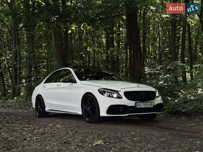 Седан Mercedes-Benz C-Class 2015 в Тернополе