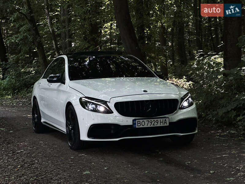 Седан Mercedes-Benz C-Class 2015 в Тернополе