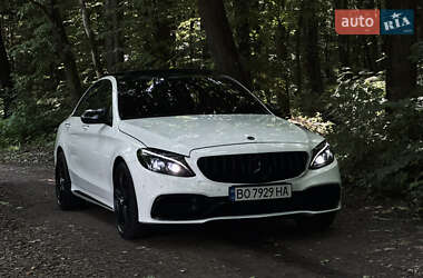 Седан Mercedes-Benz C-Class 2015 в 