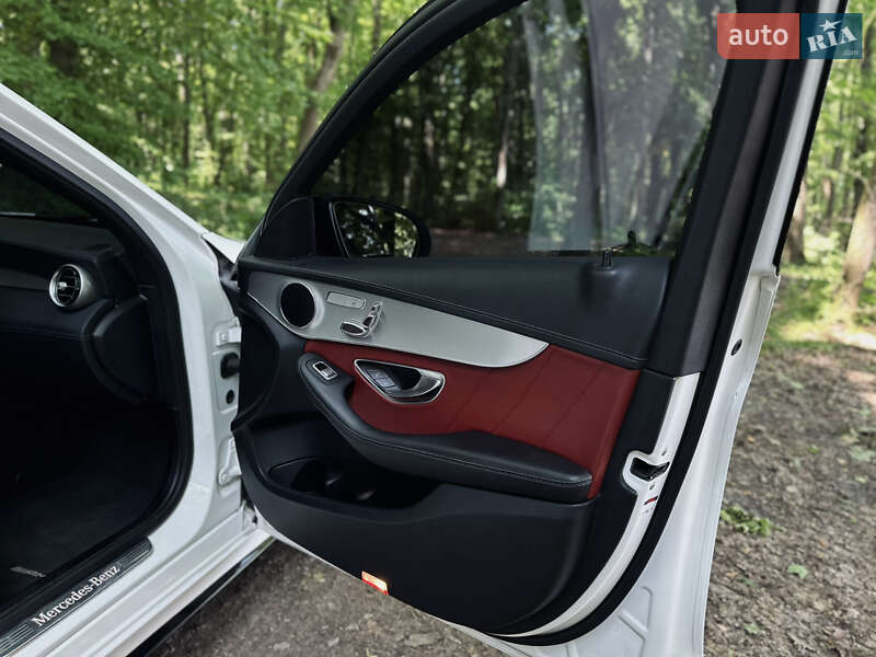 Седан Mercedes-Benz C-Class 2015 в Тернополе