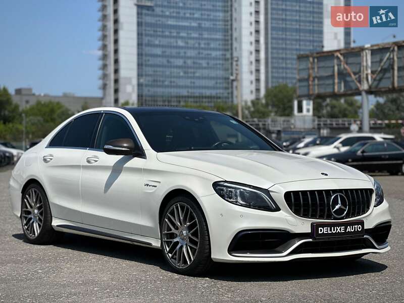 Седан Mercedes-Benz C-Class 2019 в Киеве