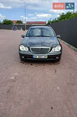 Универсал Mercedes-Benz C-Class 2001 в Сарнах