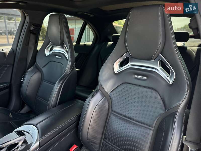 Седан Mercedes-Benz C-Class 2019 в Киеве