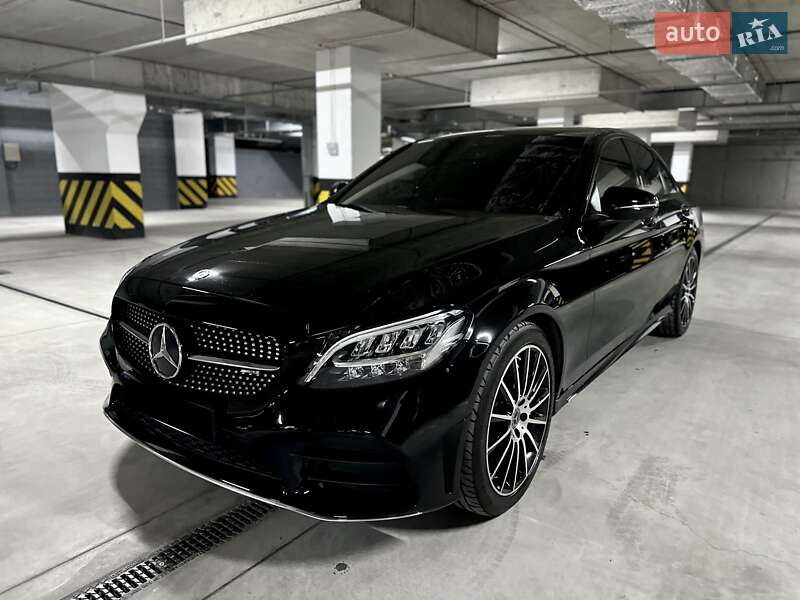 Седан Mercedes-Benz C-Class 2018 в Дніпрі