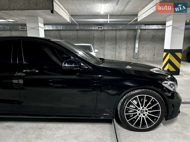 Седан Mercedes-Benz C-Class 2018 в Дніпрі