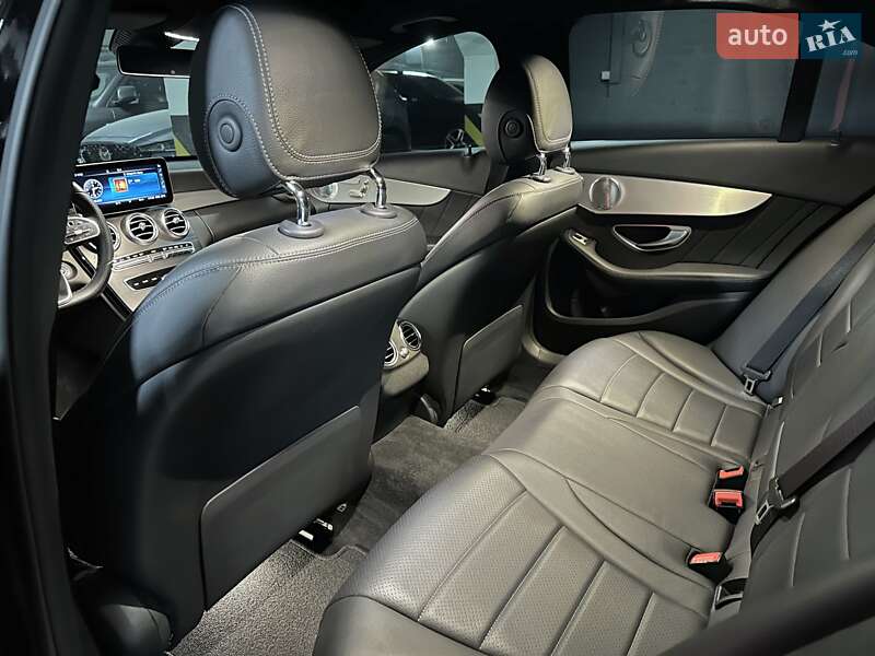Седан Mercedes-Benz C-Class 2018 в Дніпрі