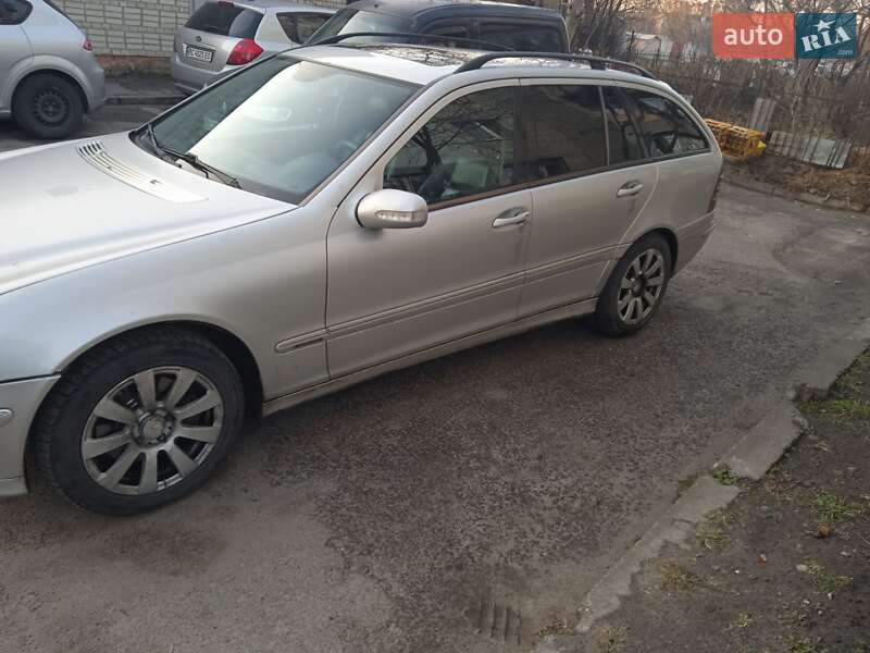 Универсал Mercedes-Benz C-Class 2002 в Сумах