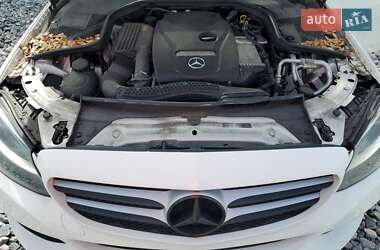 Седан Mercedes-Benz C-Class 2017 в 