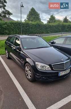 Mercedes-Benz C-Class 2010 Mercedes-Benz C-Class 2010