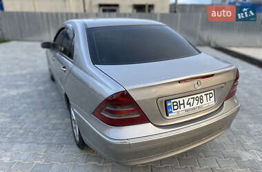 Седан Mercedes-Benz C-Class 2003 в 