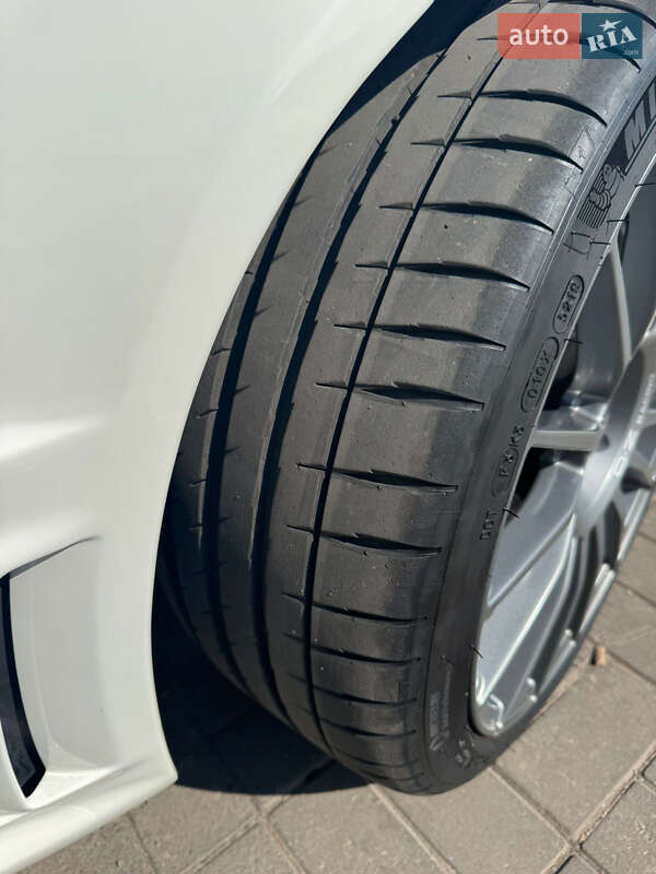 Седан Mercedes-Benz C-Class 2008 в Днепре
