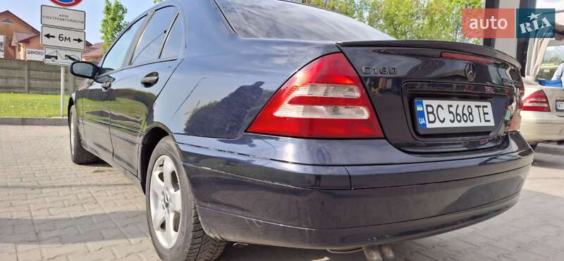 Седан Mercedes-Benz C-Class 2003 в Ивано-Франковске