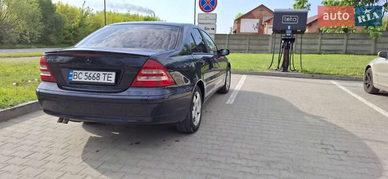 Седан Mercedes-Benz C-Class 2003 в Ивано-Франковске