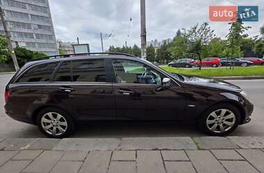 Универсал Mercedes-Benz C-Class 2011 в 