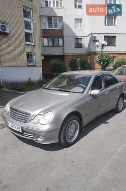 Седан Mercedes-Benz C-Class 2005 в Білій Церкві