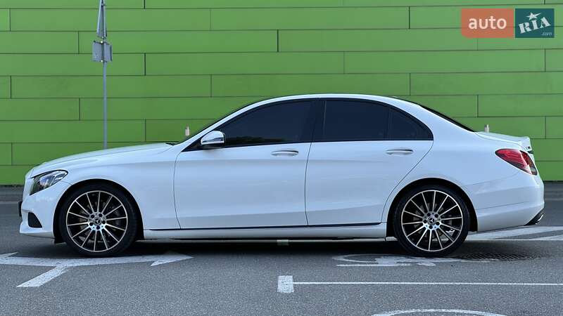 Седан Mercedes-Benz C-Class 2016 в Киеве