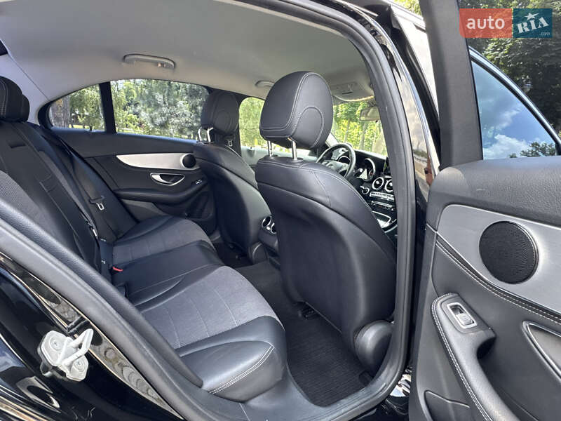 Седан Mercedes-Benz C-Class 2015 в Києві