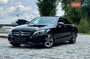 Седан Mercedes-Benz C-Class 2015 в 